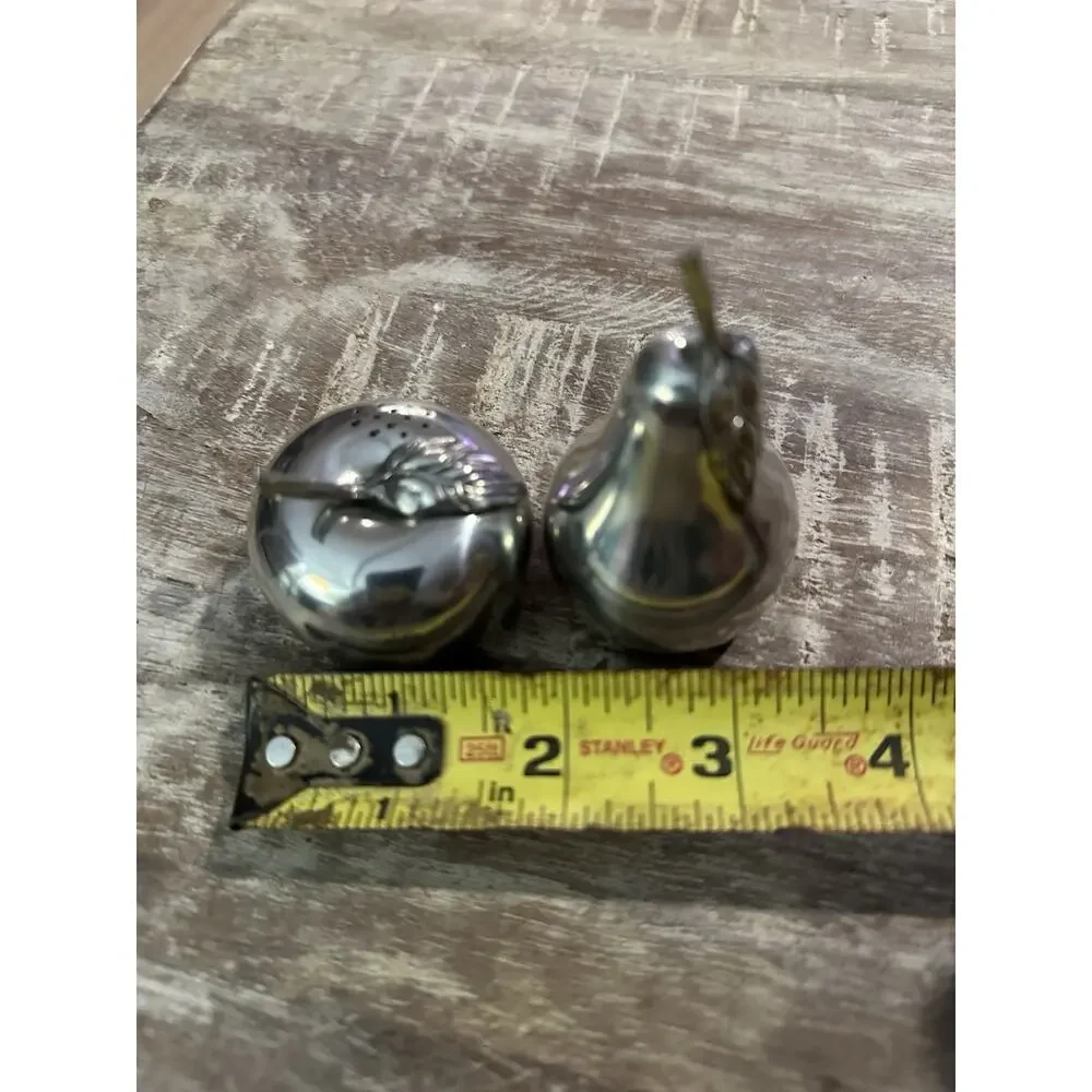 Kirk Stieff Pewter Apple & Pear Salt And Pepper Shakers Set Vintage